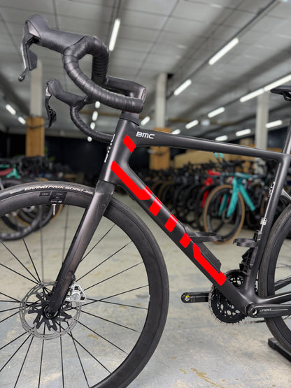 NIEUW BMC Teammachine SLR 01 ONE Red eTap Carbon Racefiets