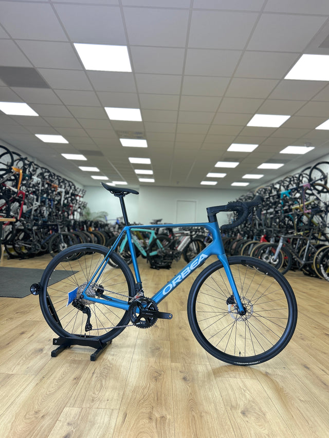 0km Showroom Model Orbea Orca M30i Di2 Carbon Racefiets