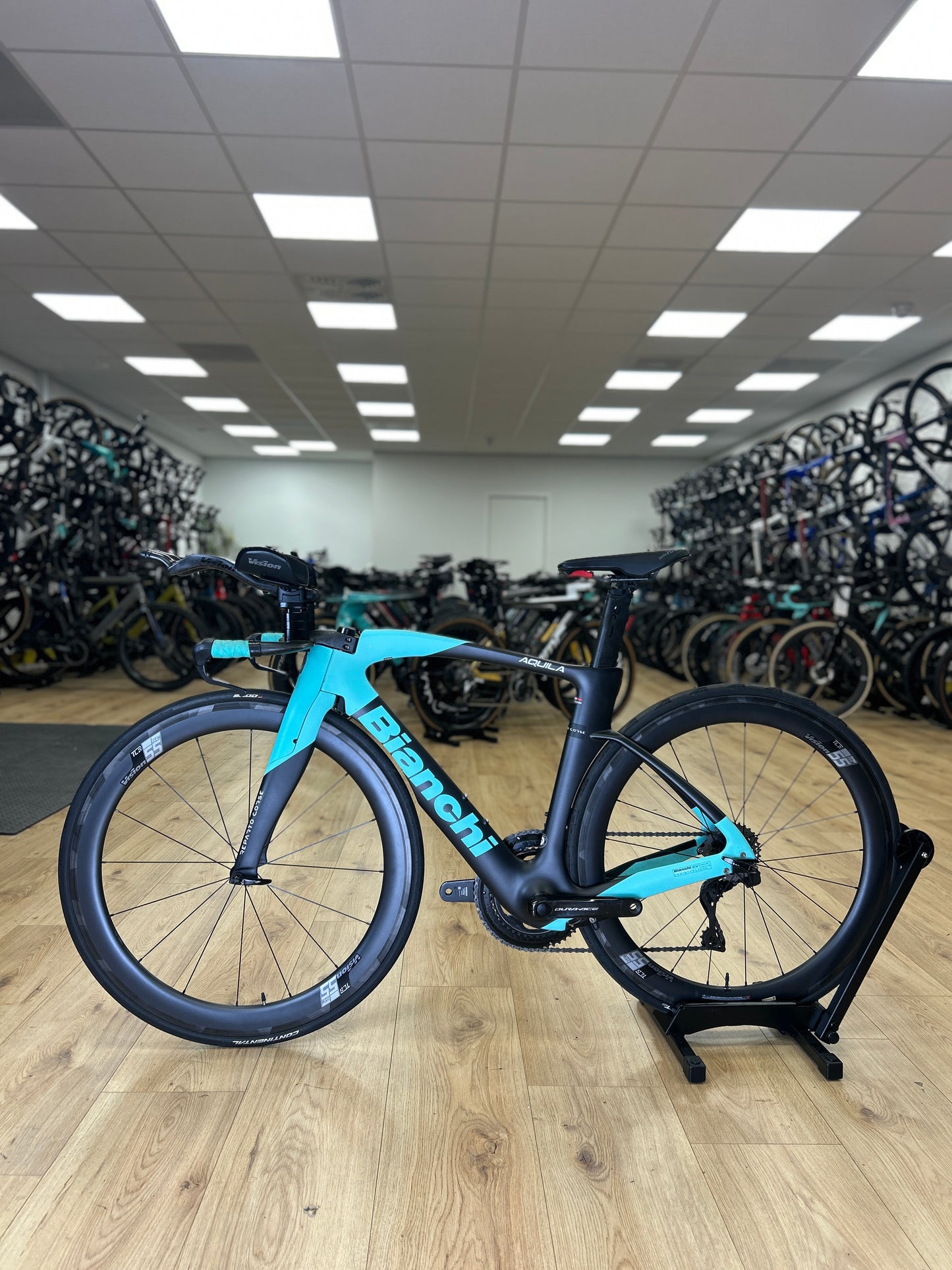 Bianchi Aquila CV Di2 Carbon Road Bike