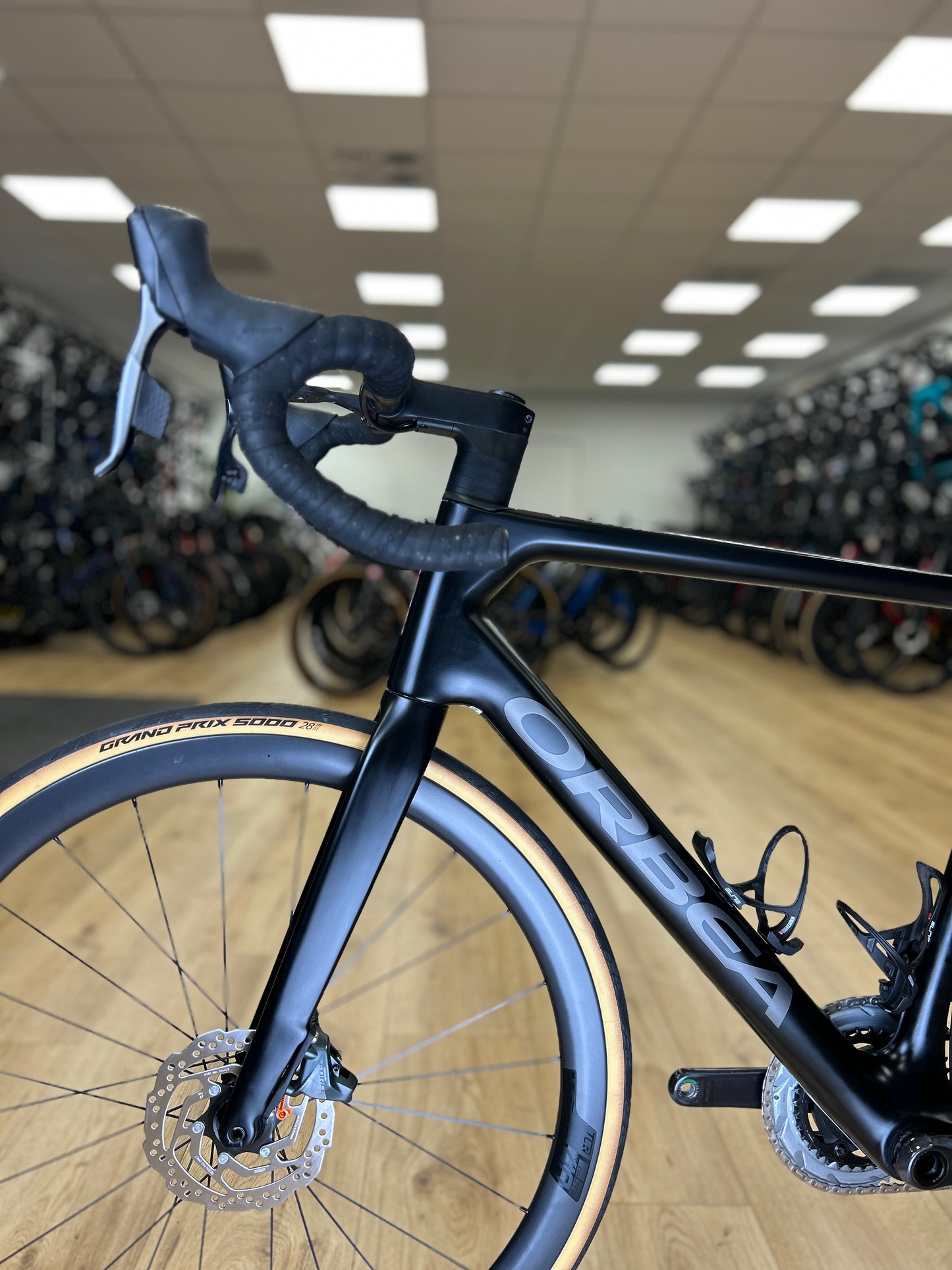 Orbea ORCA M21eTEAM PWR AXS Carbon Racefiets