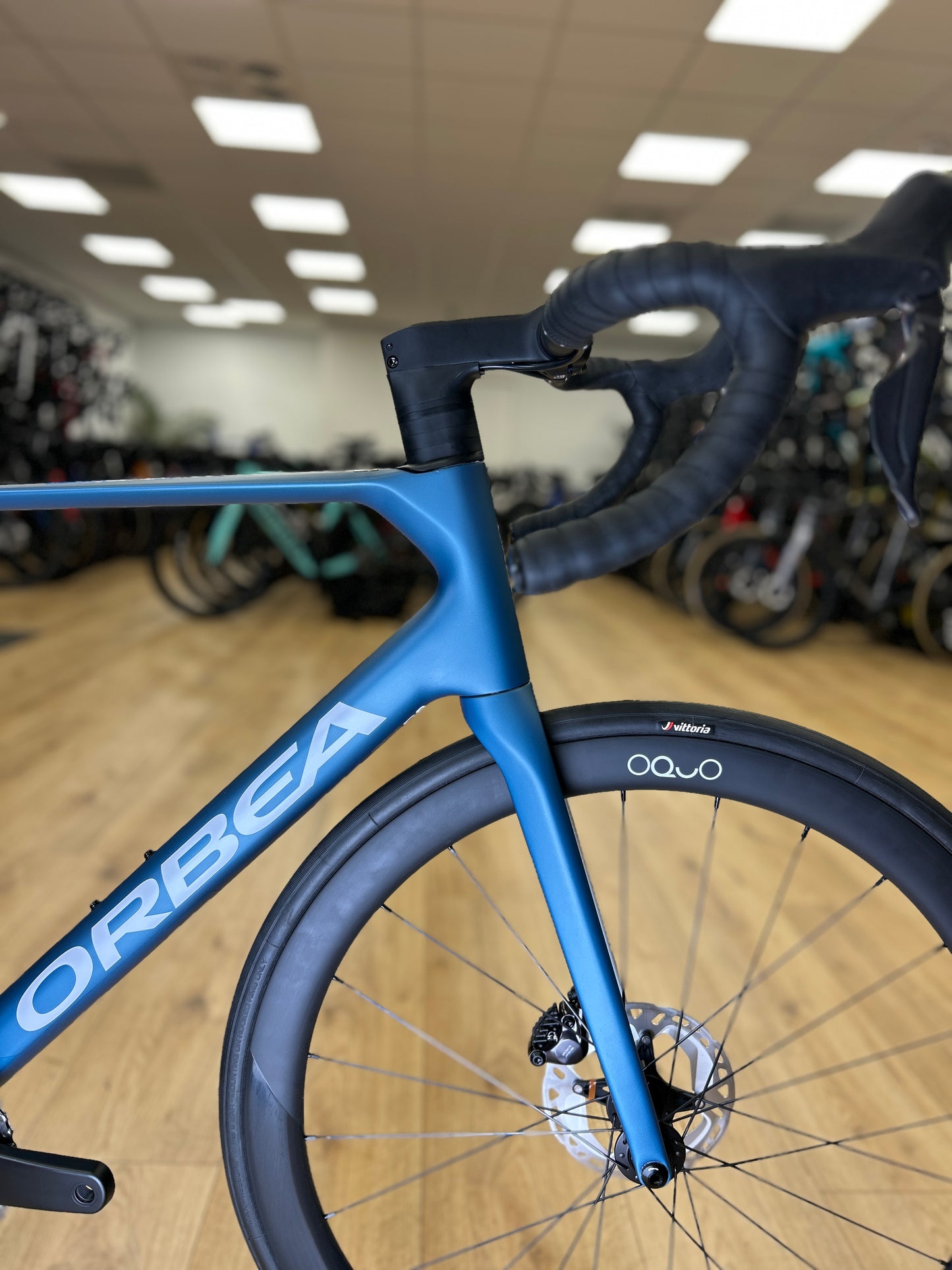 0km Showroom Model Orbea Orca M20iTEAM Di2 Carbon Racefiets