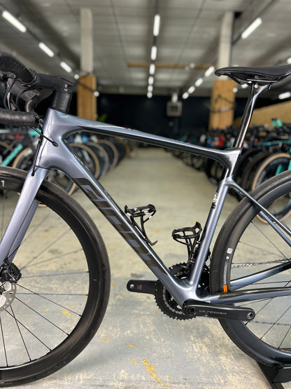 Giant Defy Advanced Pro 1 Di2 Carbon Racefiets
