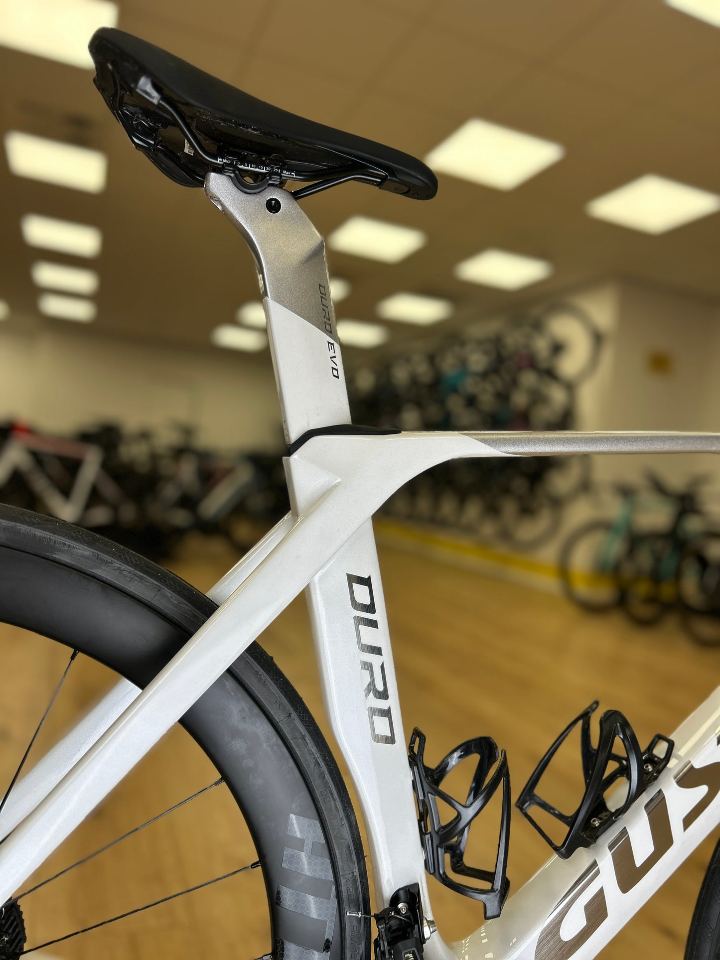 500km Gusto Duro EVO Racefiets