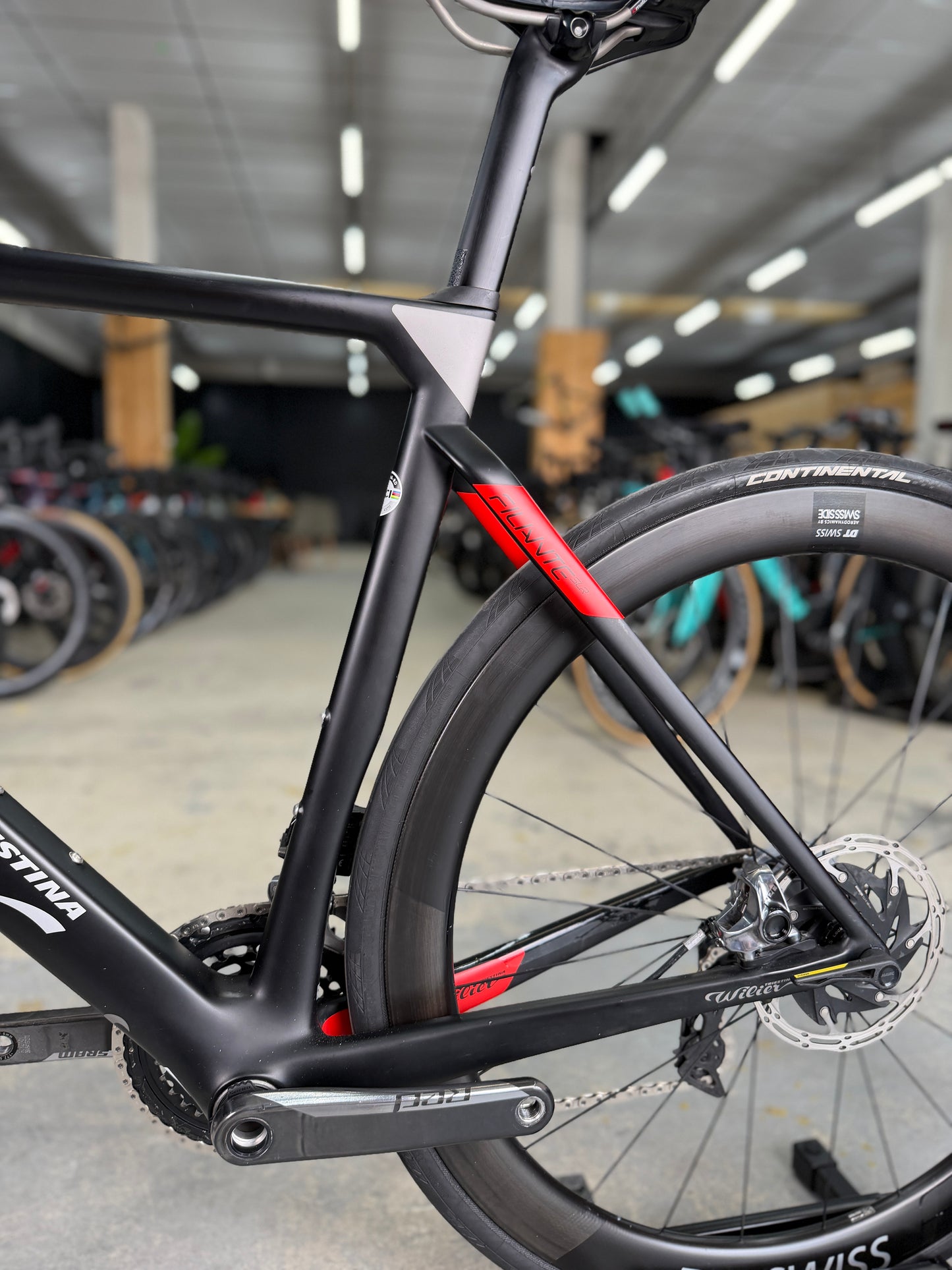 Wilier Filante SLR eTap Carbon Racefiets
