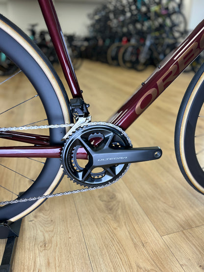 0km Showroom Model Orbea Orca M20iLTD PWR Di2 Carbon Racefiets