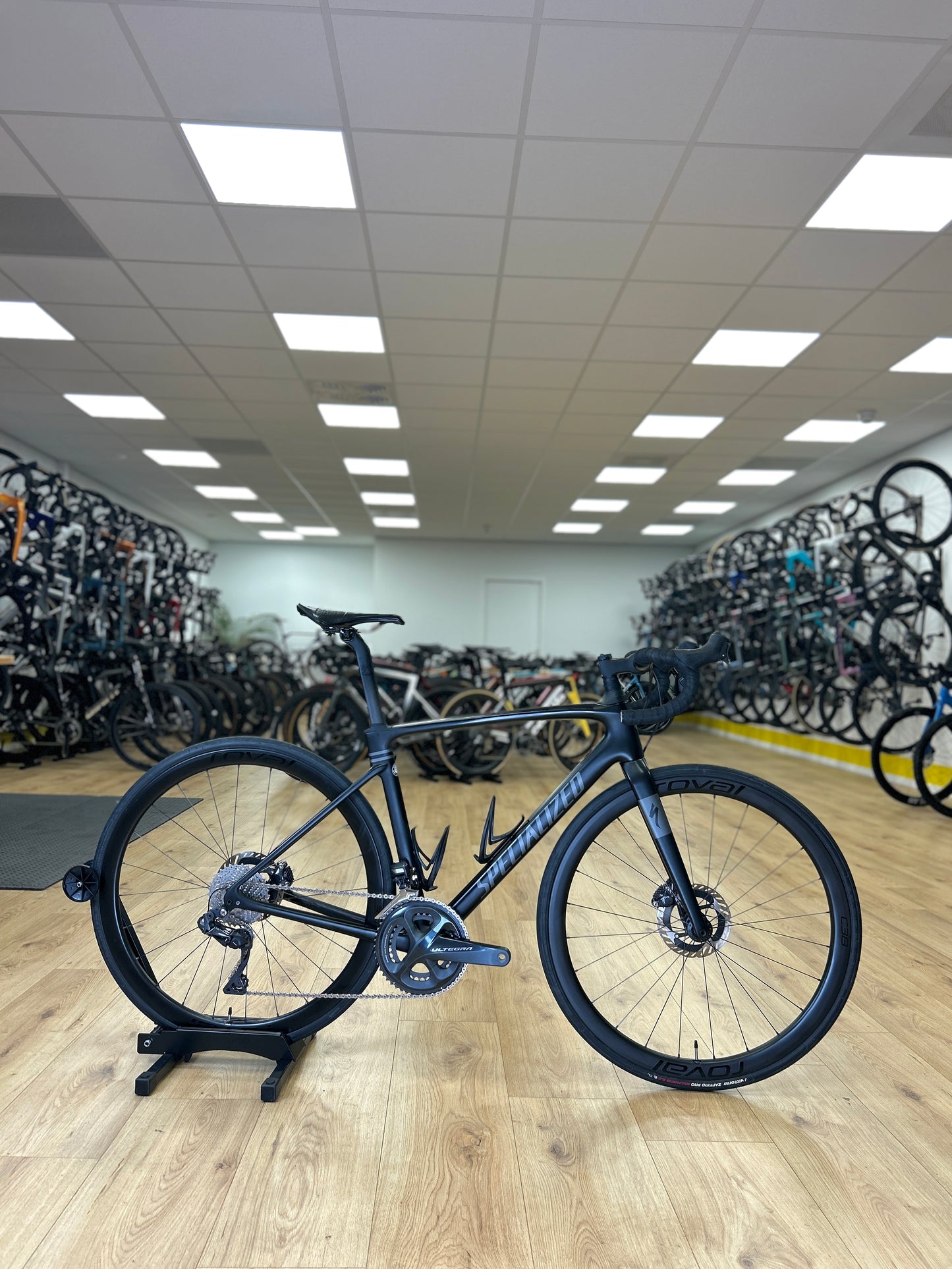 Specialized Roubaix Expert Di2 Carbon Racefiets