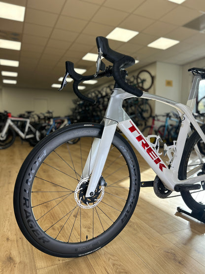 Trek Madone SL7 AXS Carbon Road Bike