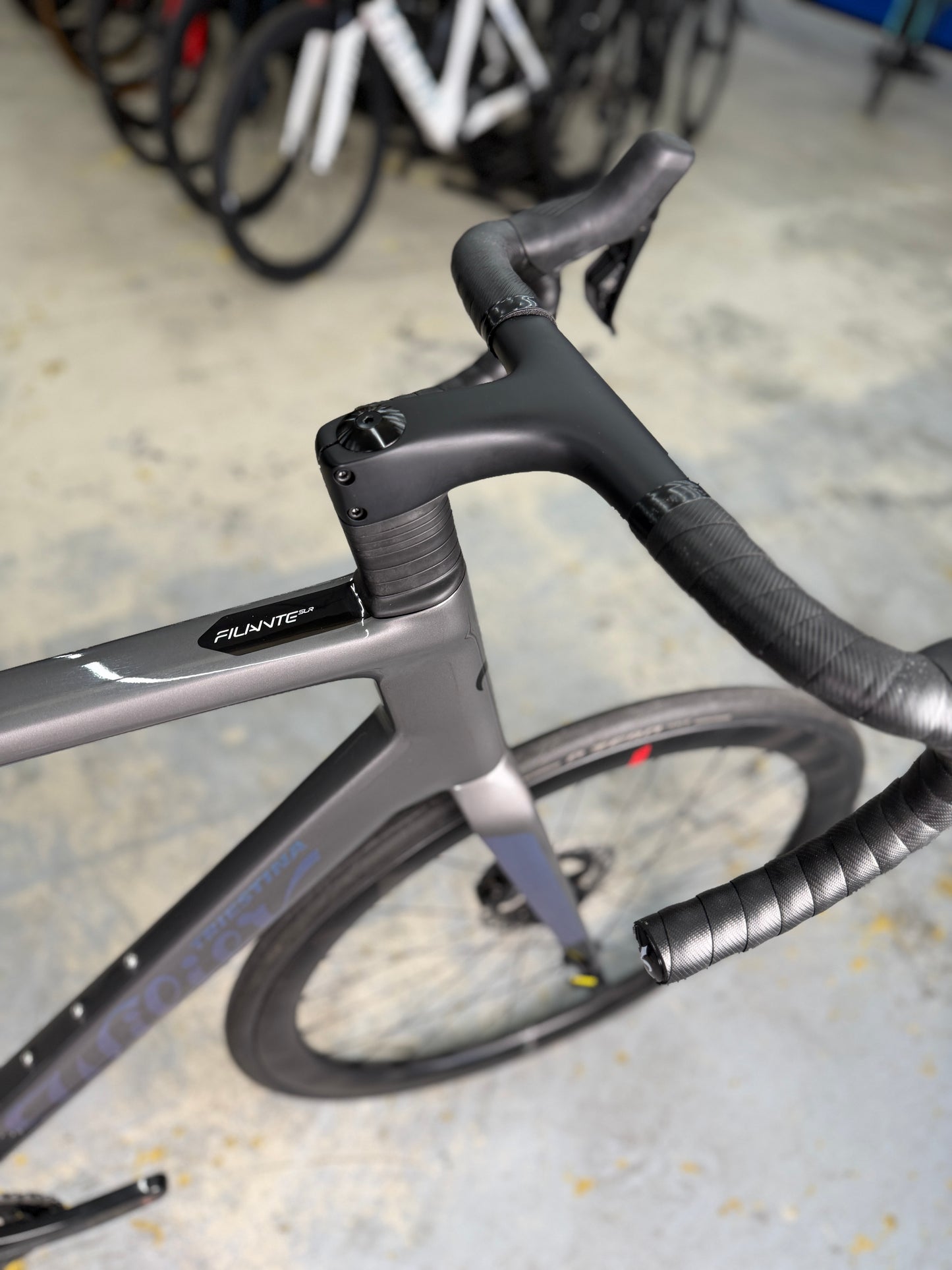 1000km Wilier Filante SLR Dura Ace Di2 Carbon Racefiets