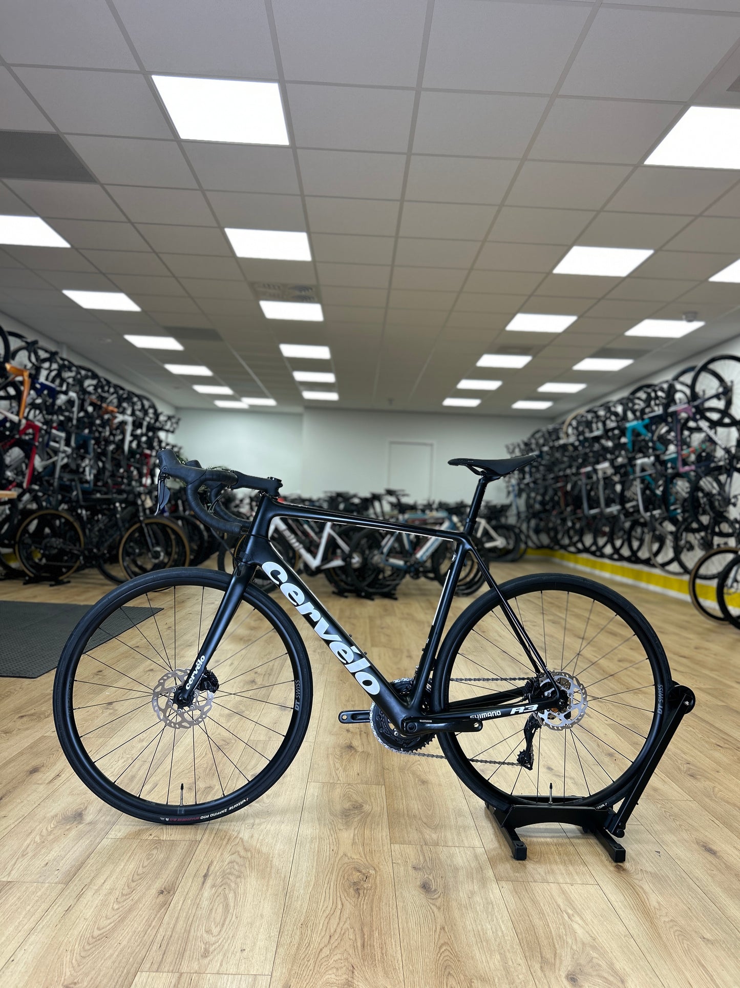 Cervélo R3 Di2 Carbon Racefiets
