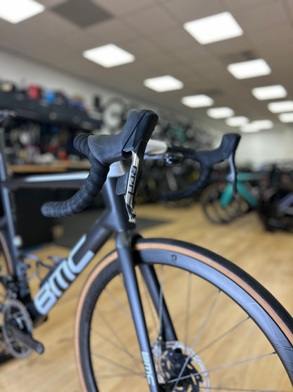 BMC Teammachine SLR01 Red eTap Carbon Racefiets