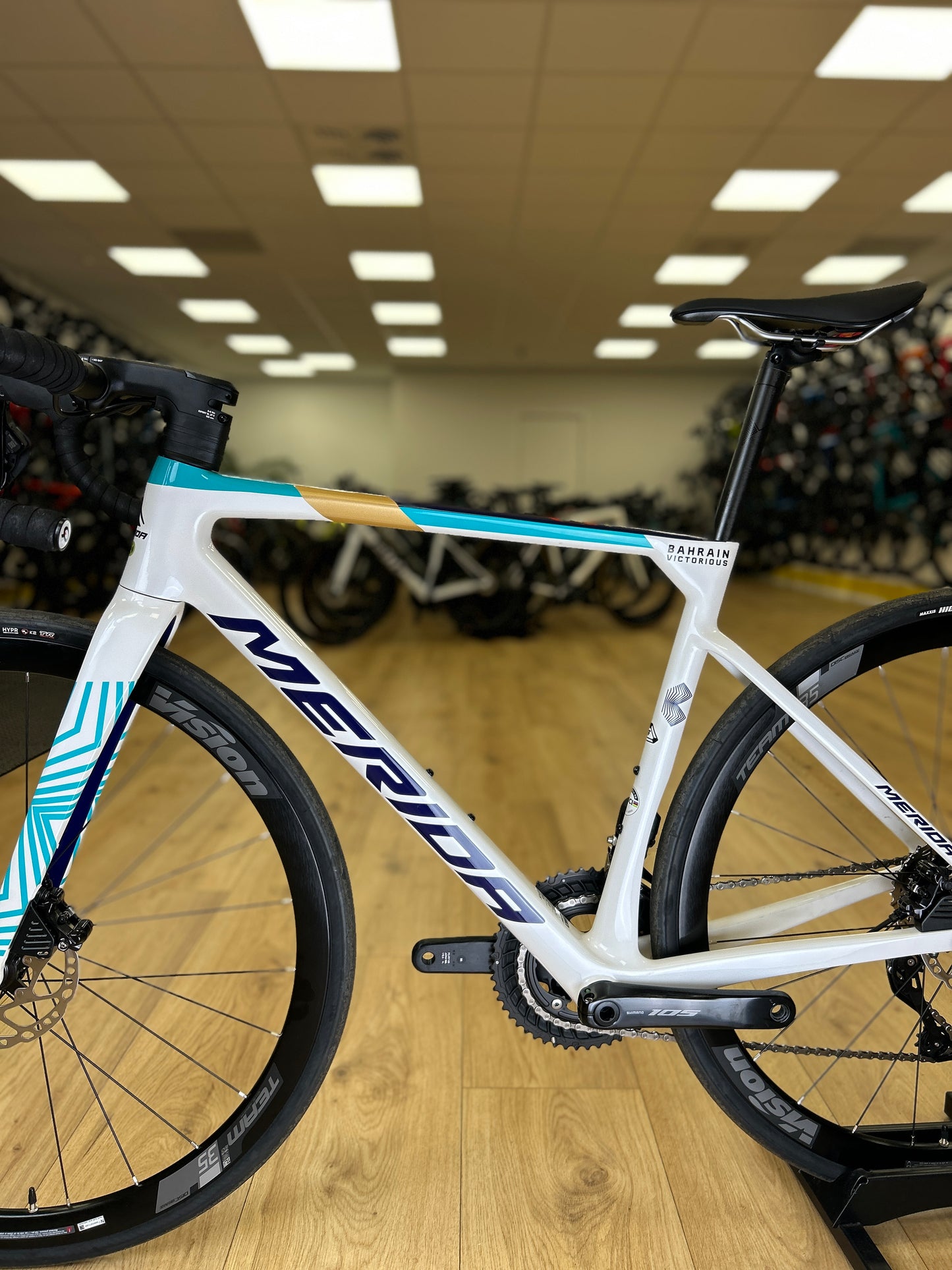 SHOWROOM MODEL 0km Merida Scultura 5000 Di2 Carbon Racefiets