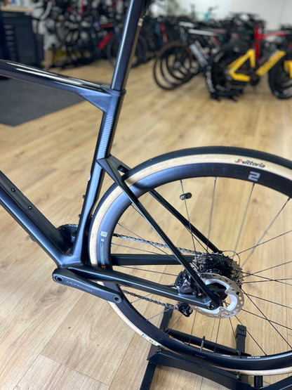 BMC RoadMachine 01 Di2 Carbon Road Bike