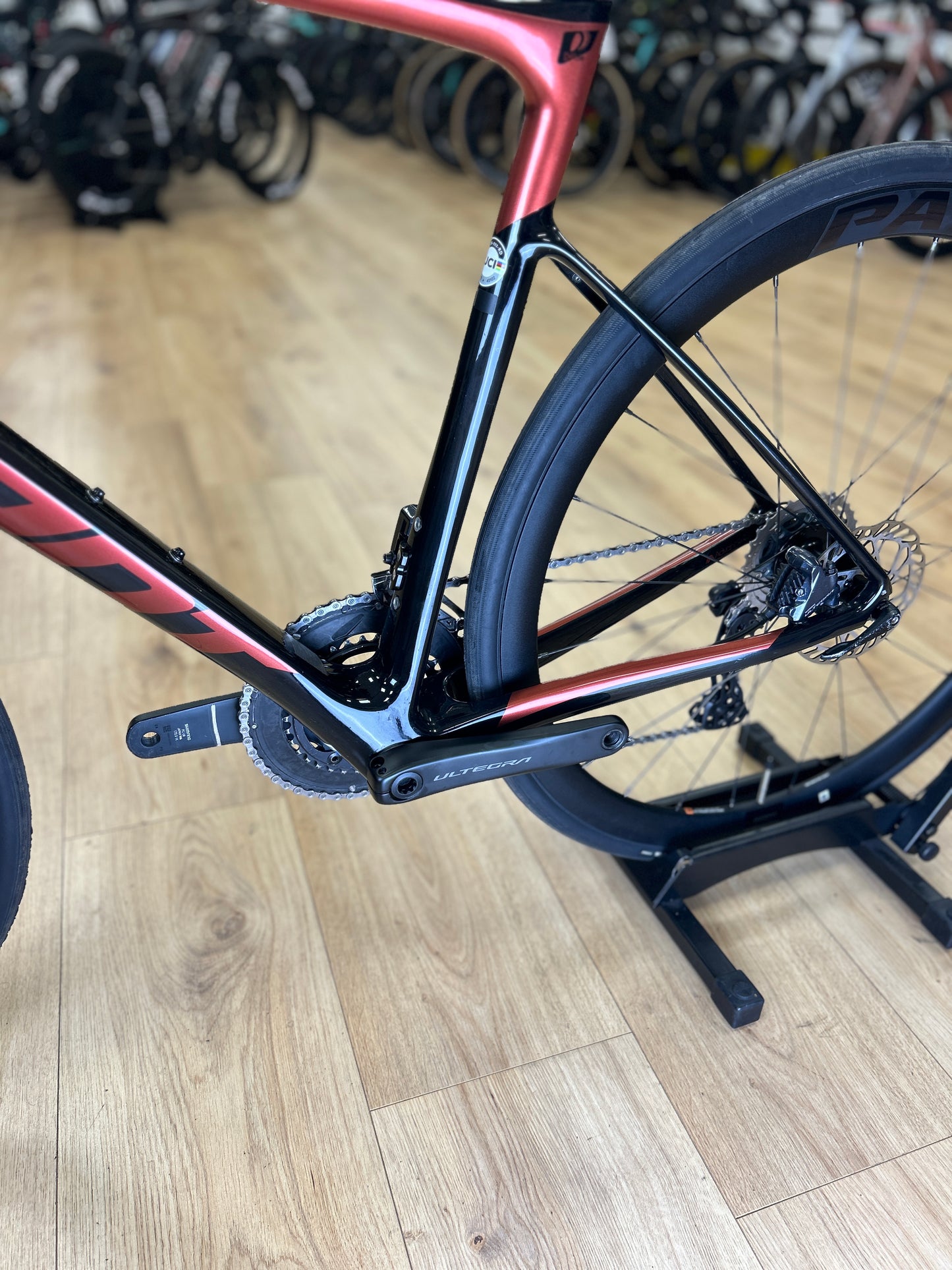 Giant Defy Advanced 1 Di2 Carbon Racefiets