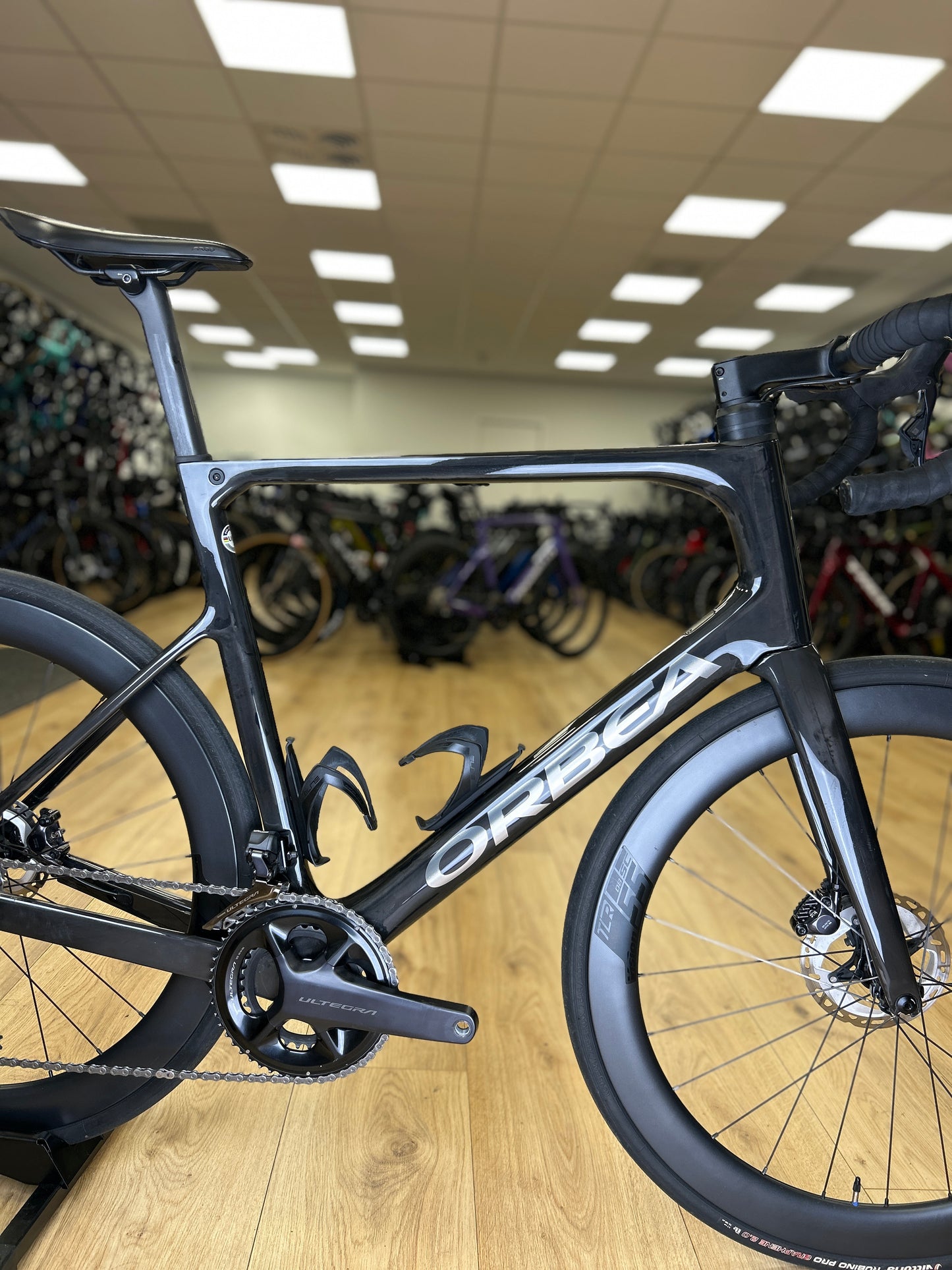 Orbea Orca M20iLTD Di2 Carbon Road Bike