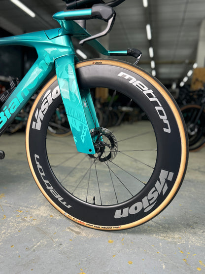 Bianchi Aquila RC Disc Di2 Carbon TT