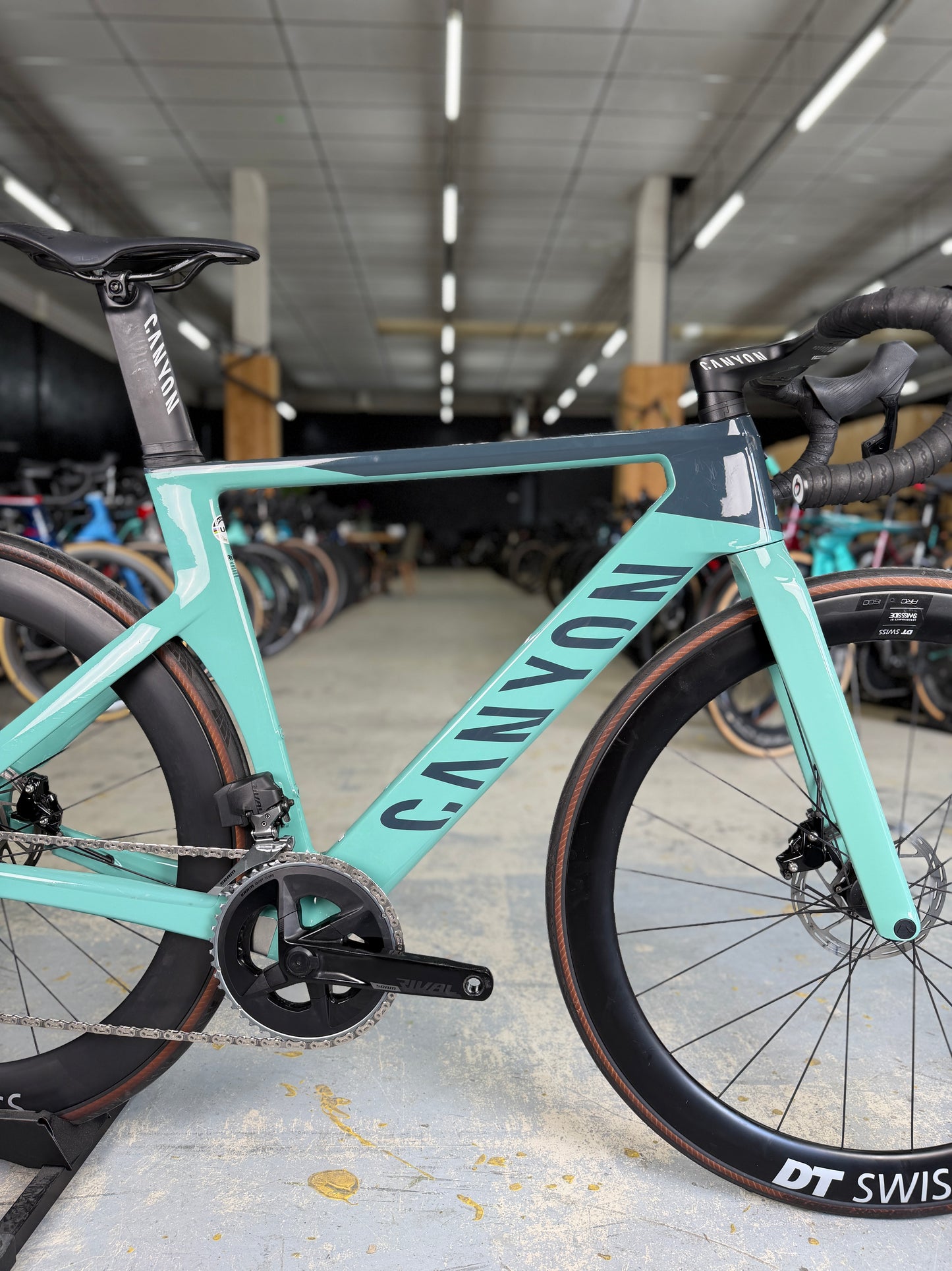 Canyon Aeroad CF SLX AXS Carbon Racefiets