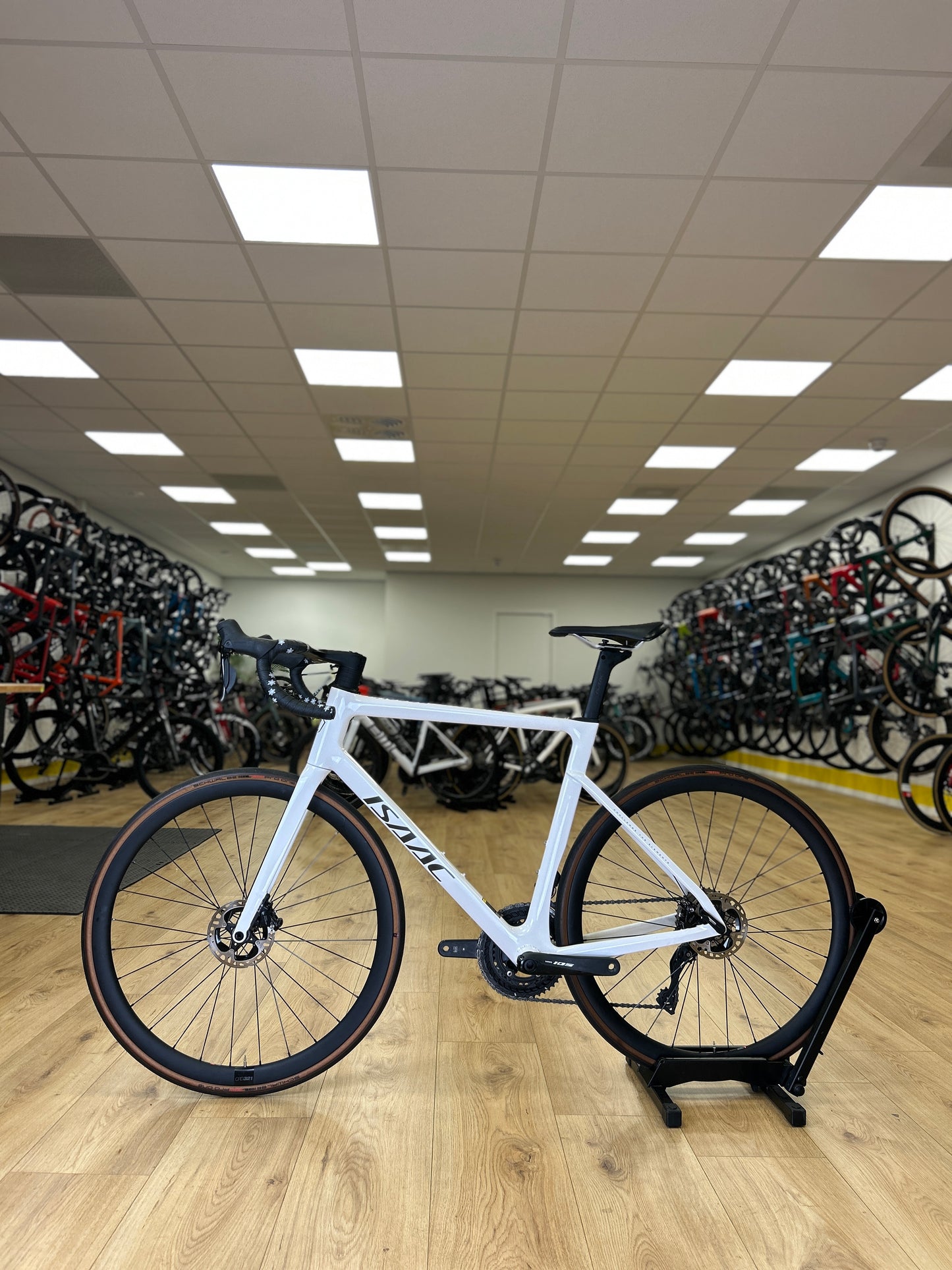 Isaac Boson Di2 Carbon Racefiets