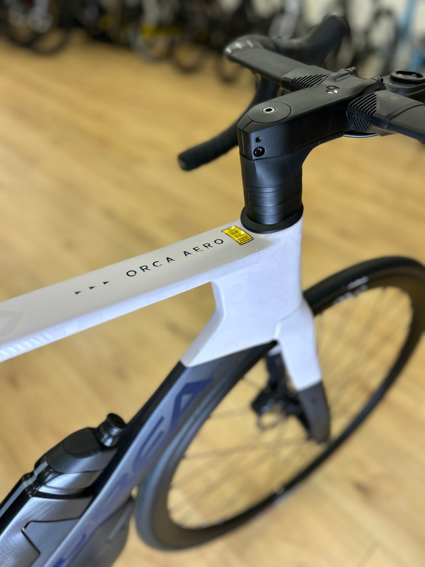 0km Showroom Model Orbea Orca Aero M30iLTD Di2 Carbon Racefiets