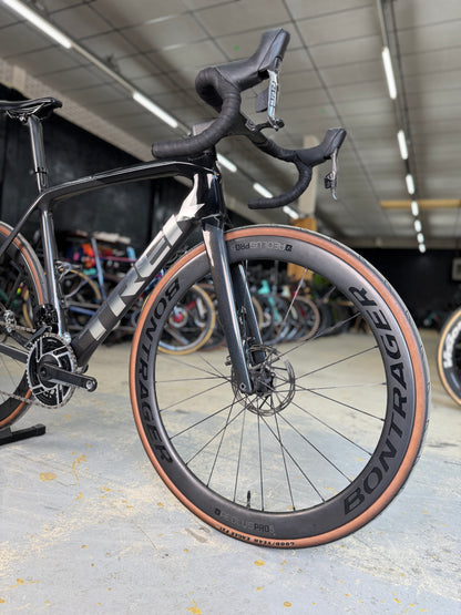 Trek Emonda SLR eTap Red Carbon Racefiets