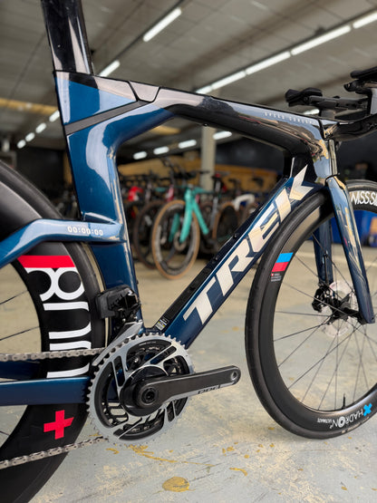 Trek Speed Concept SLR 9 eTap Red Carbon Racefiets