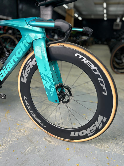 Bianchi Aquila RC Disc Di2 Carbon TT