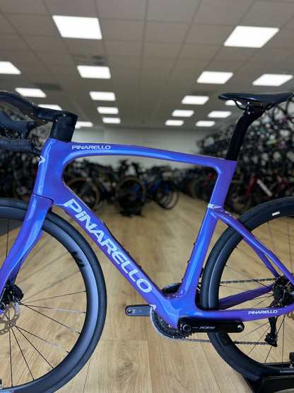 0km Showroom Model Pinarello F5 Di2 Carbon Racefiets