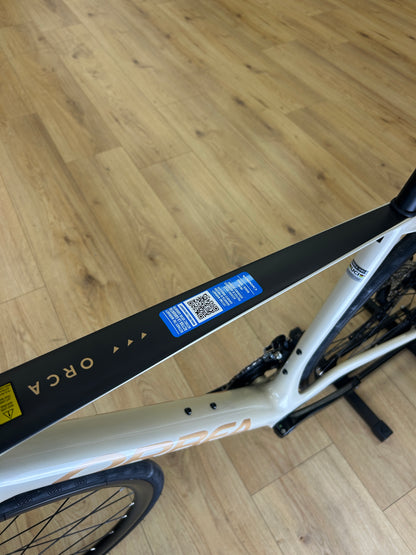 Showroom Model Orbea Orca M30 Carbon Racing Bike