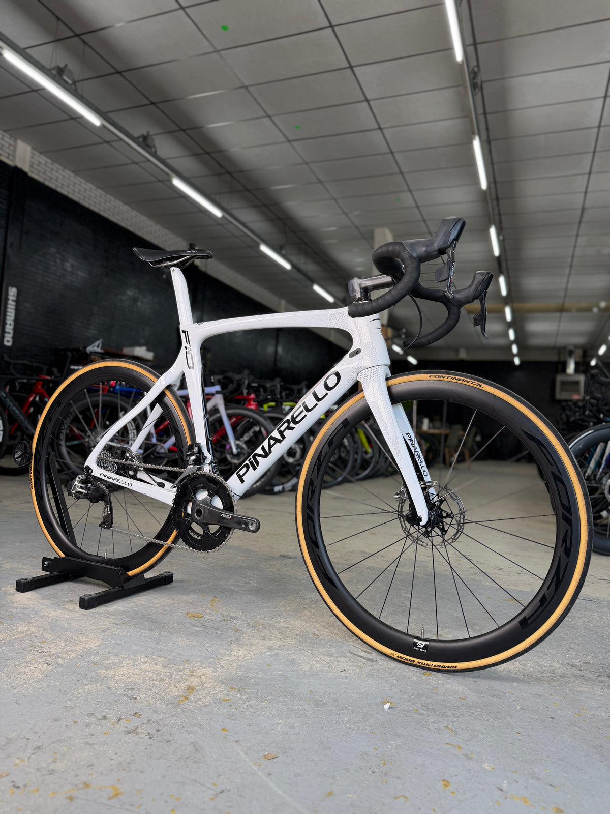 Pinarello Dogma F10 SRAM Red eTap Carbon Road Bike