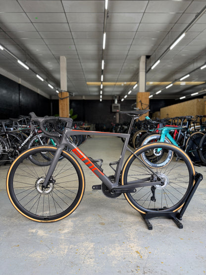 BMC Teammachine SLR TWO Di2 Carbon Racefiets