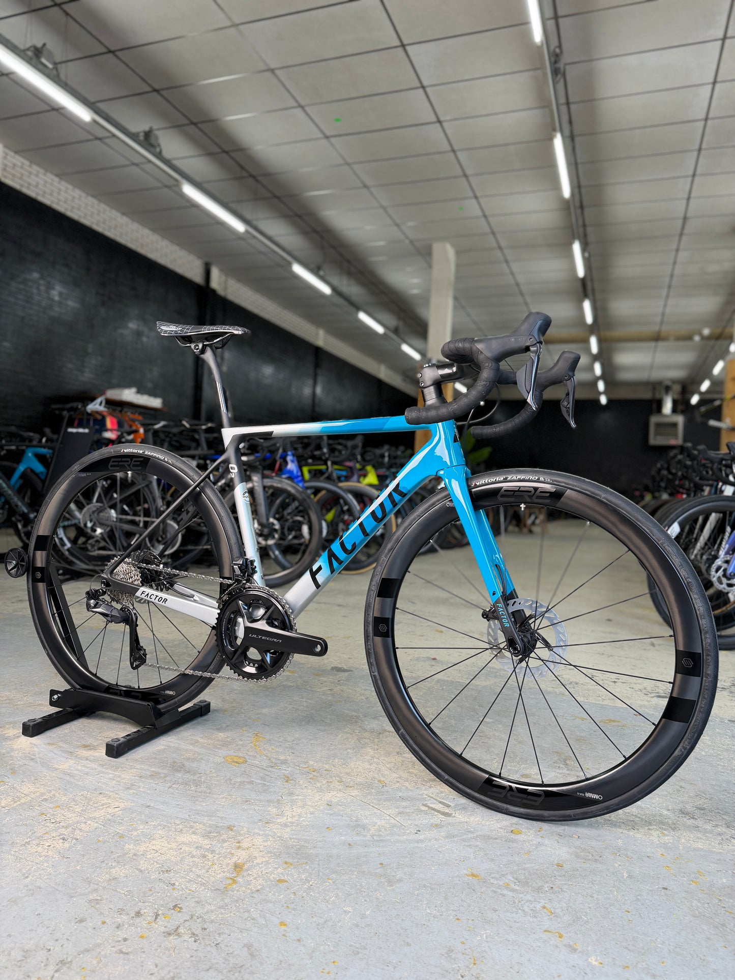NEW Factor O2 Di2 Carbon Road Bike
