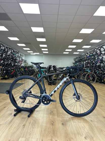 Trek Emonda SL6 AXS Carbon Road Bike