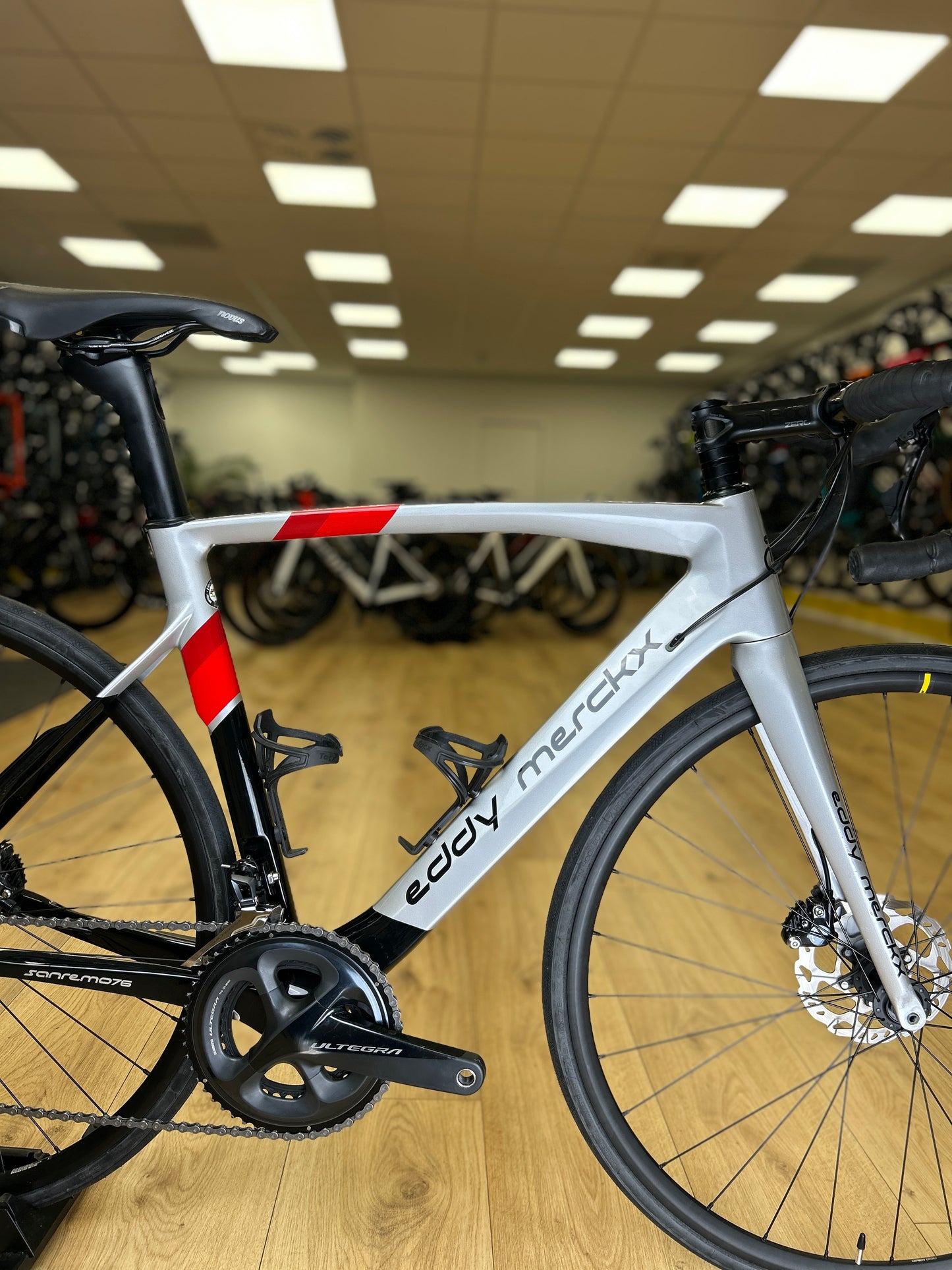 Eddy Merckx San Remo 76 Carbon Racefiets