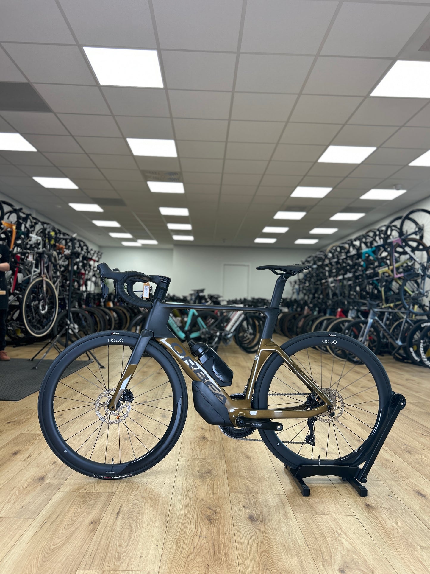 0km Showroom Model Orbea Orca Aero M30iLTD Di2 Carbon Racefiets