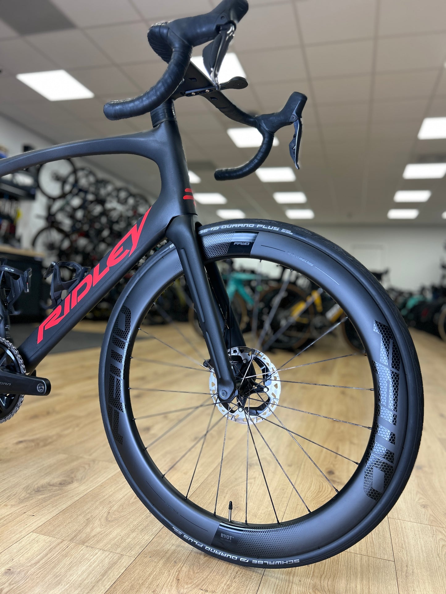 Ridley Noah Aero+ Di2 Carbon Road Bike