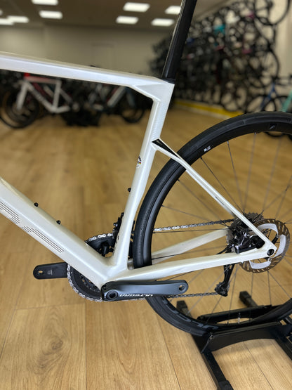 BMC Roadmachine Di2 Carbon Racefiets