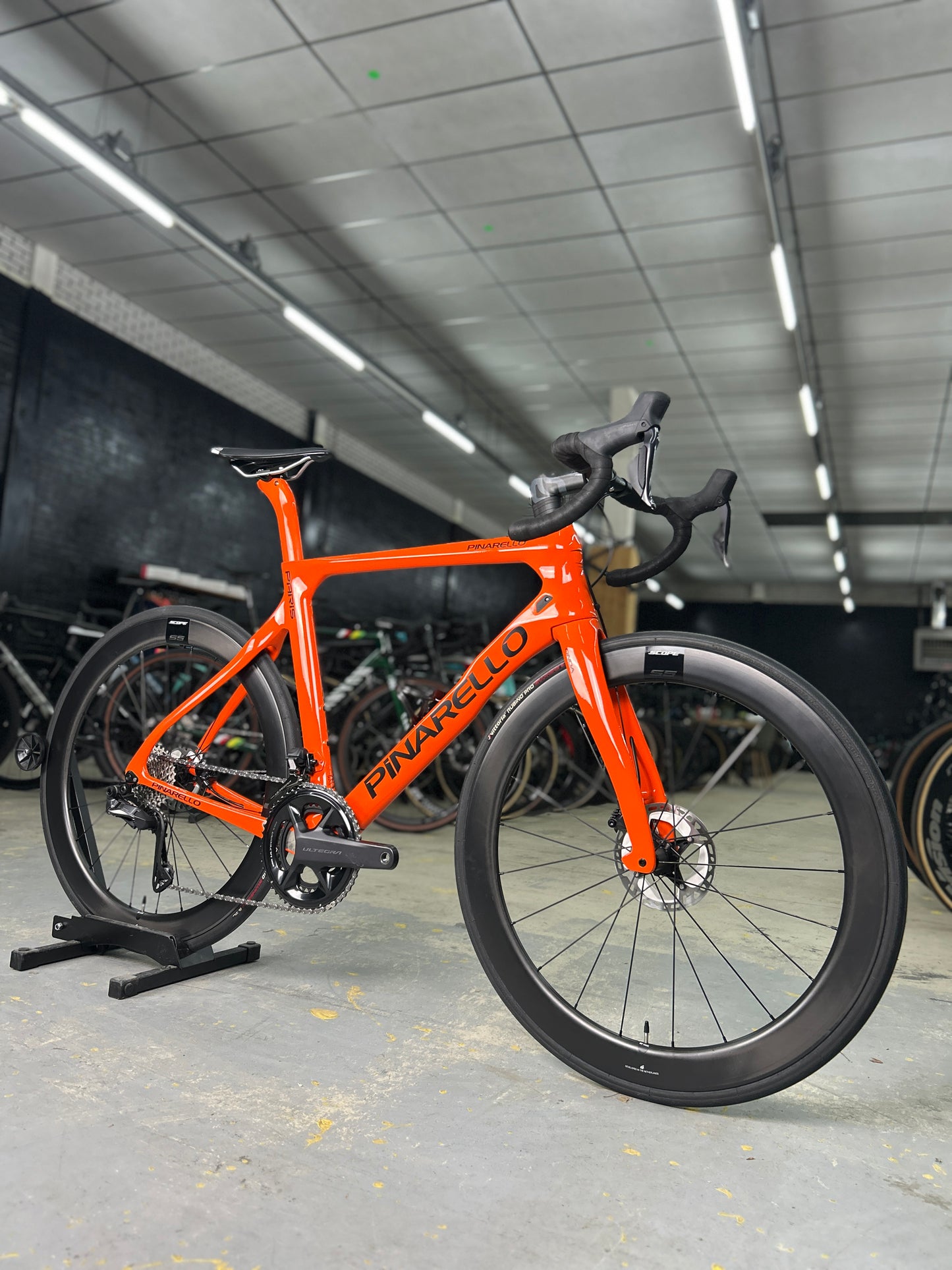 Pinarello Paris Di2 Carbon Racefiets