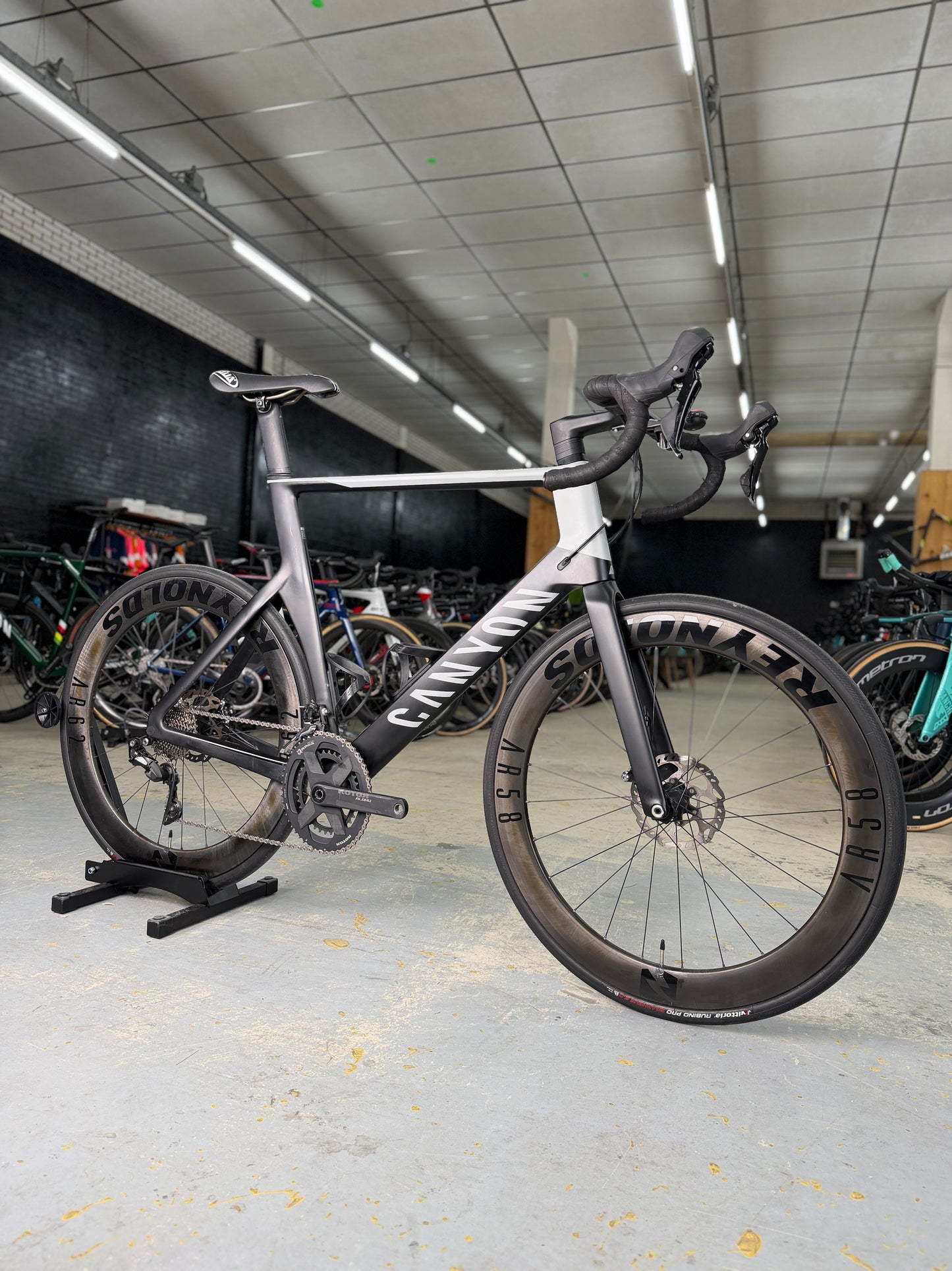 Canyon Aeroad Carbon Racefiets