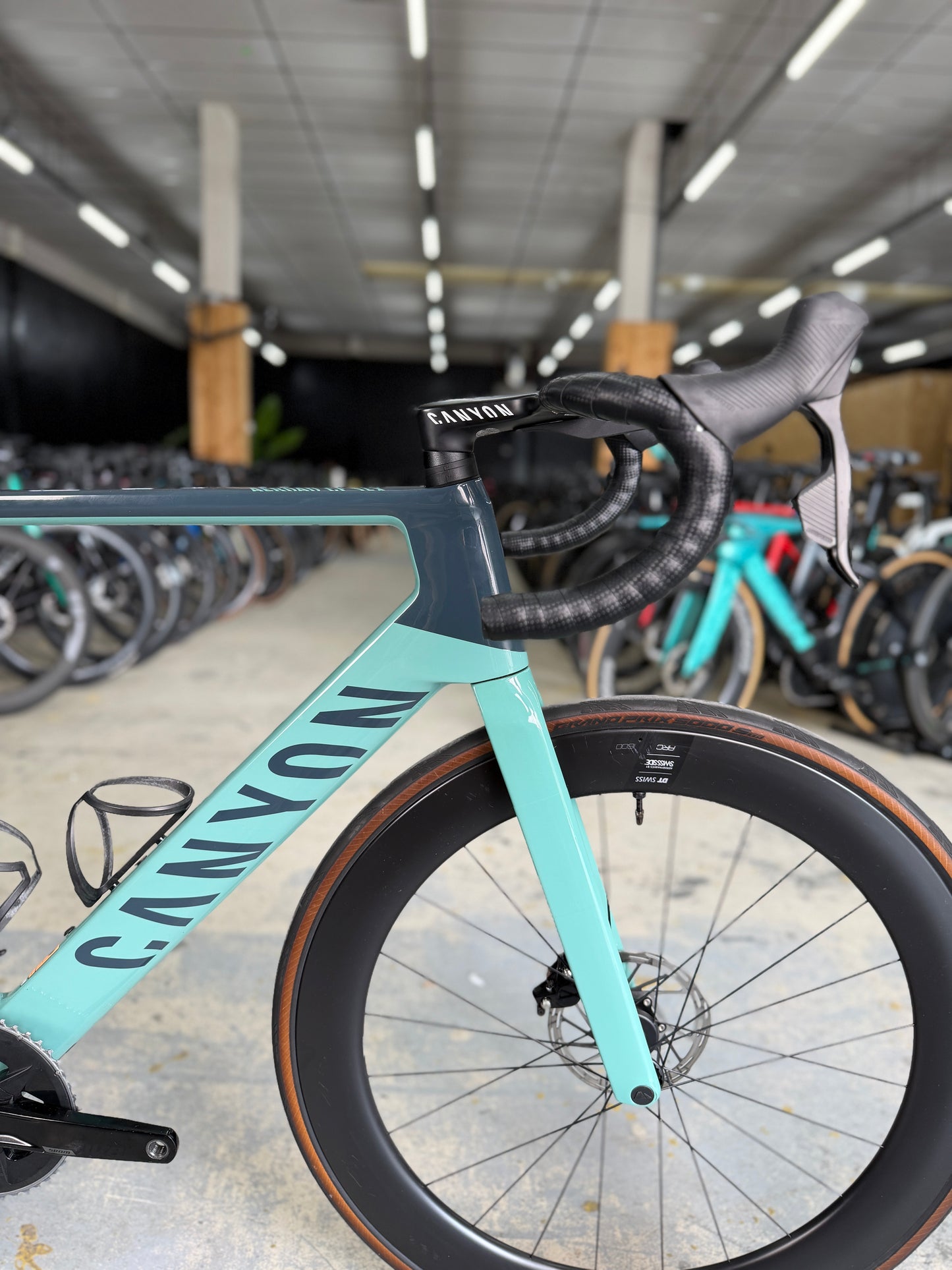 Canyon Aeroad CF SLX AXS Carbon Racefiets