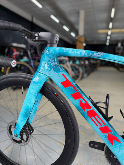 Trek Madone SLR Di2 Carbon Road Bike