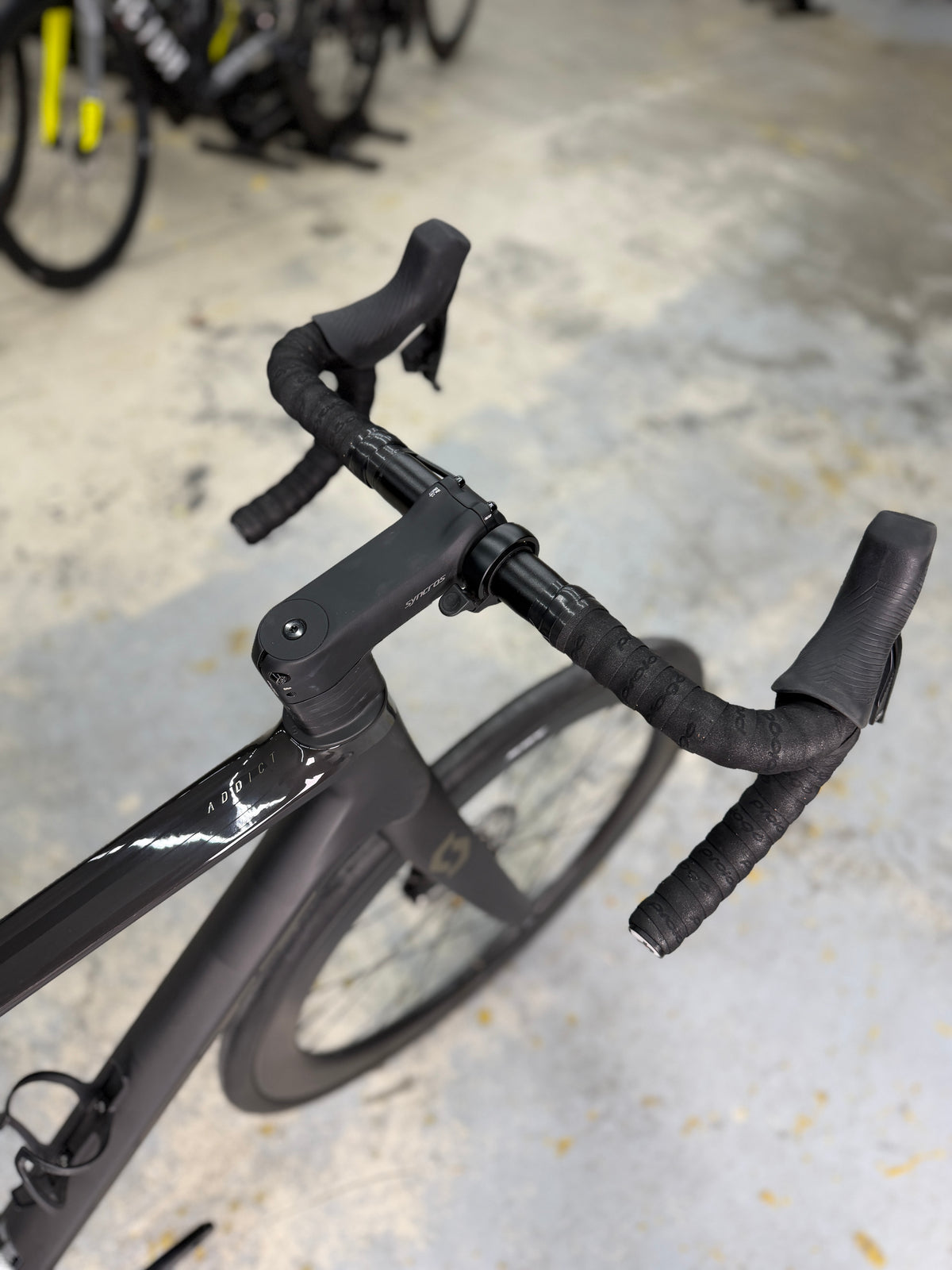 Scott Addict AXS Carbon Road Bike