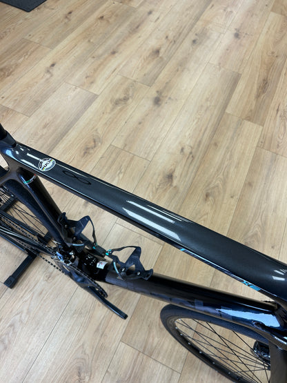 Bianchi's Infinito XE Carbon Racefiets