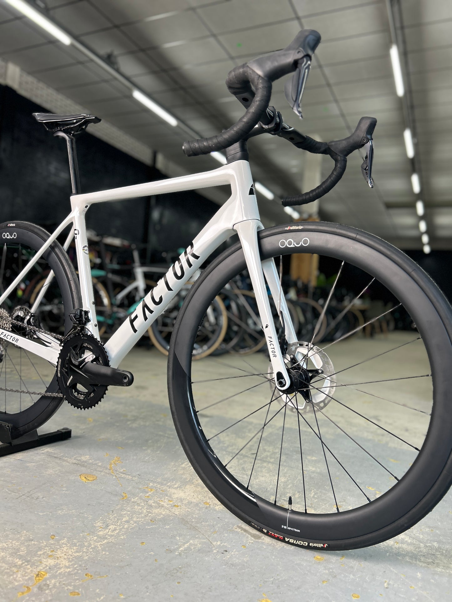 Showroom Factor O2 Di2 Carbon Racefiets