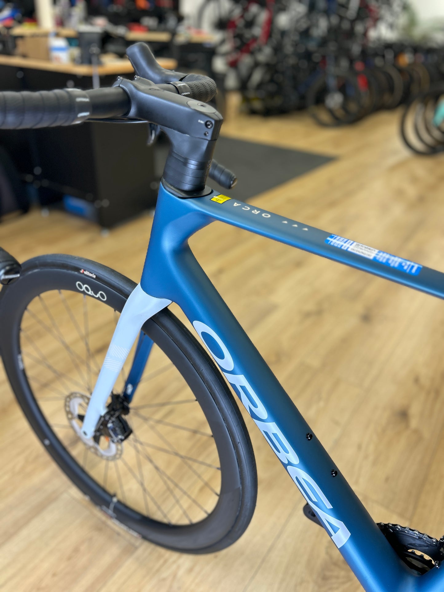 0km Showroom Model Orbea Orca M20iTEAM Di2 Carbon Racefiets