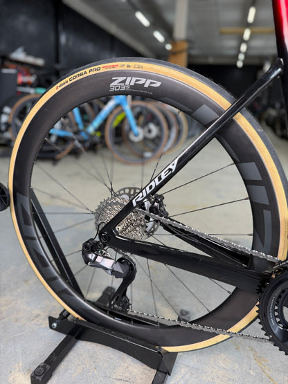 NIEUW Ridley Falcn Di2 Carbon Racefiets
