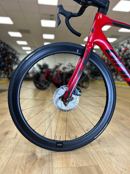 Giant Defy Pro 1 Di2 Ultegra Carbon Disc Racefiets