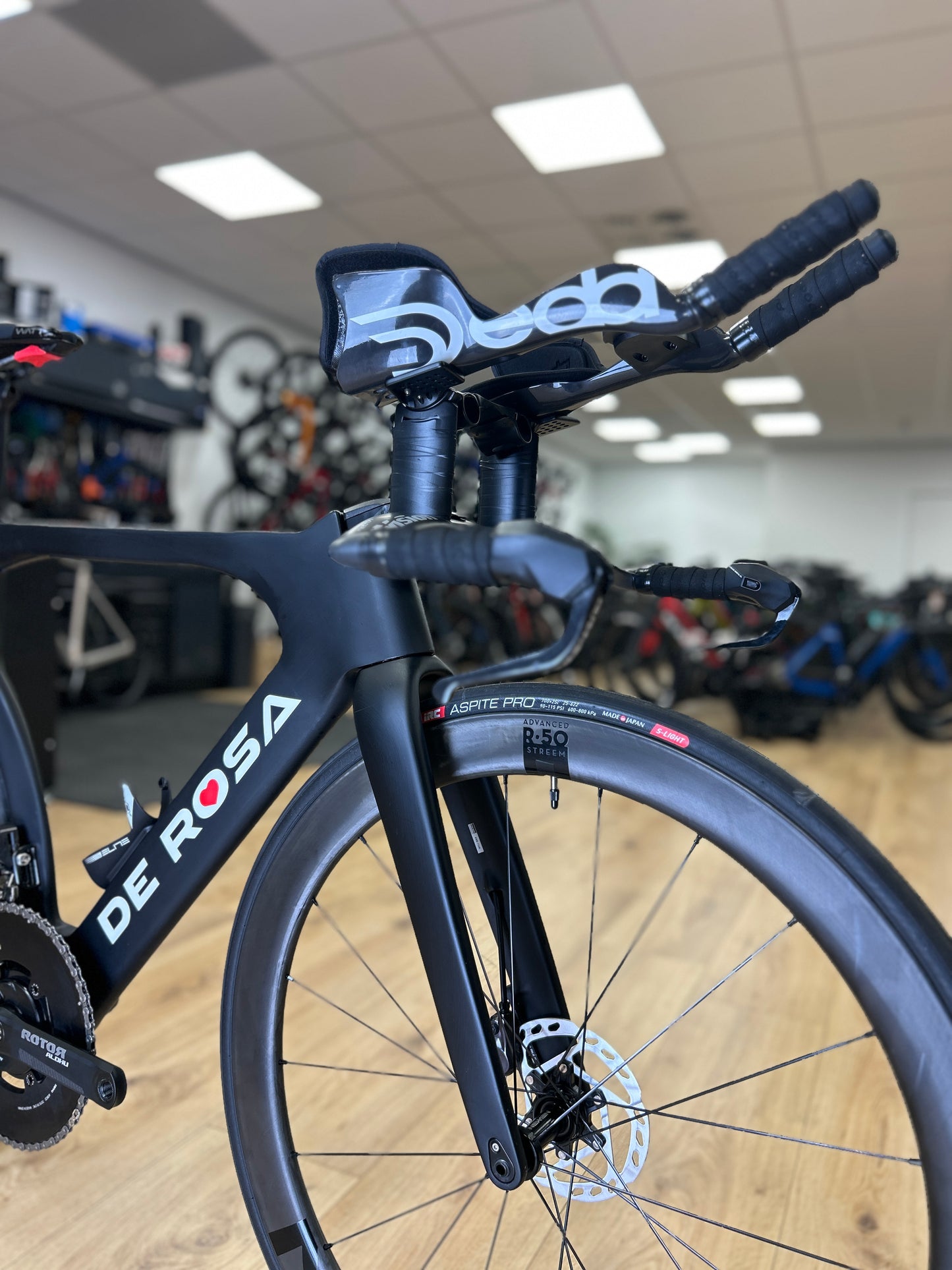 De Rosa TT03 DISK Di2 Dura-Ace Carbon Racefiets
