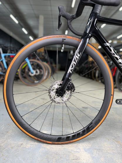 NIEUW Isaac Element Di2 Carbon Racefiets
