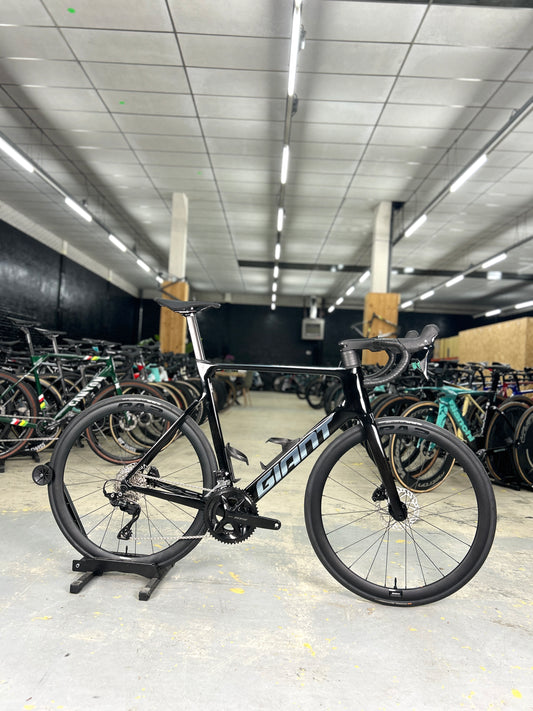 NIEUW Giant Propel Advanced 2 Carbon Racefiets