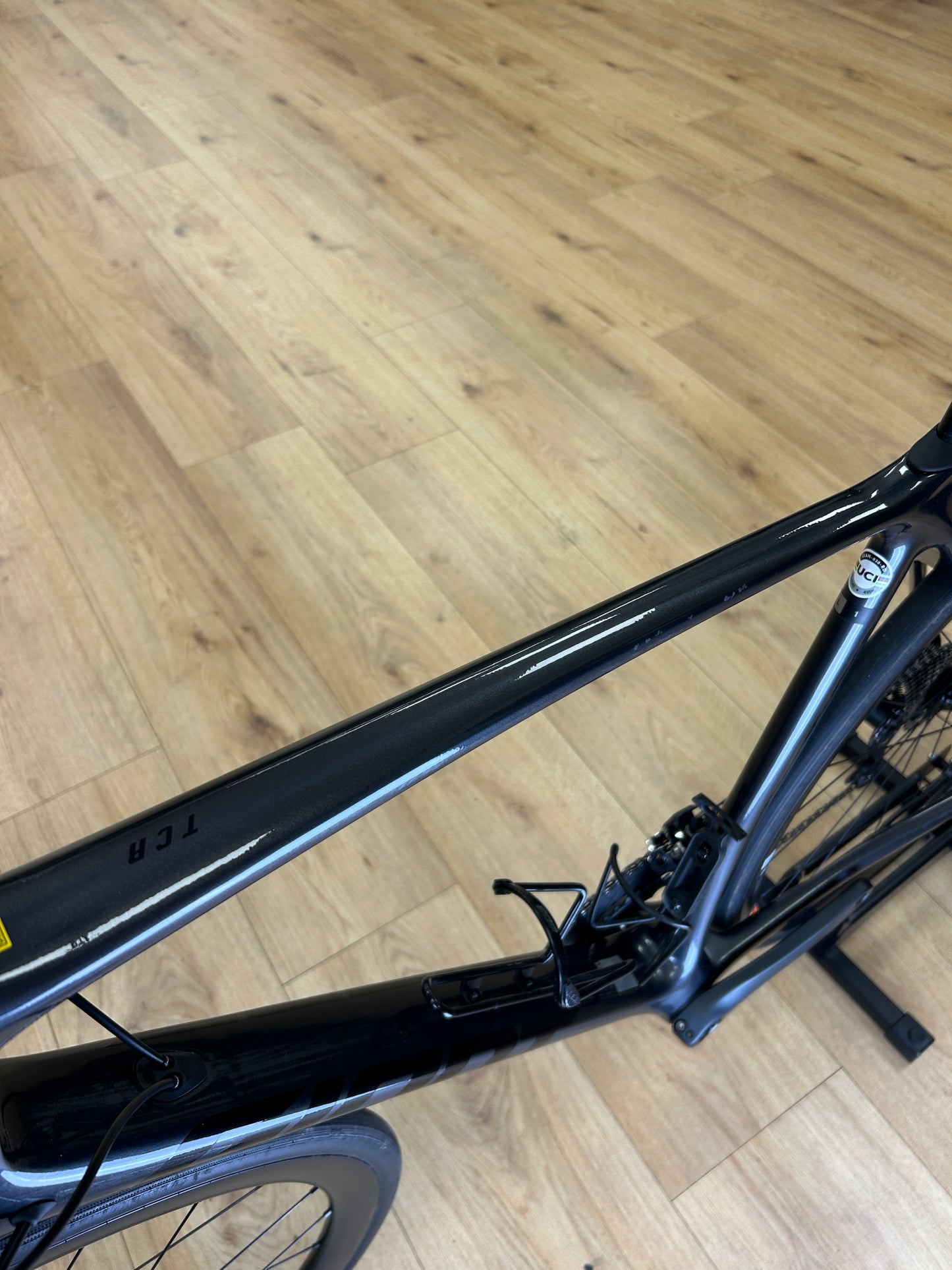 Giant TCR Advanced Pro 1 Carbon Road Bike