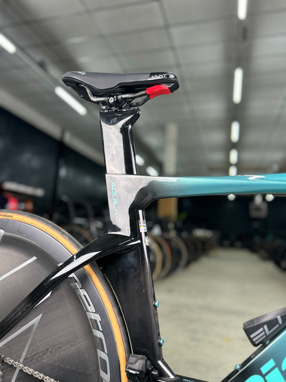 Bianchi Aquila RC Disc Di2 Carbon TT
